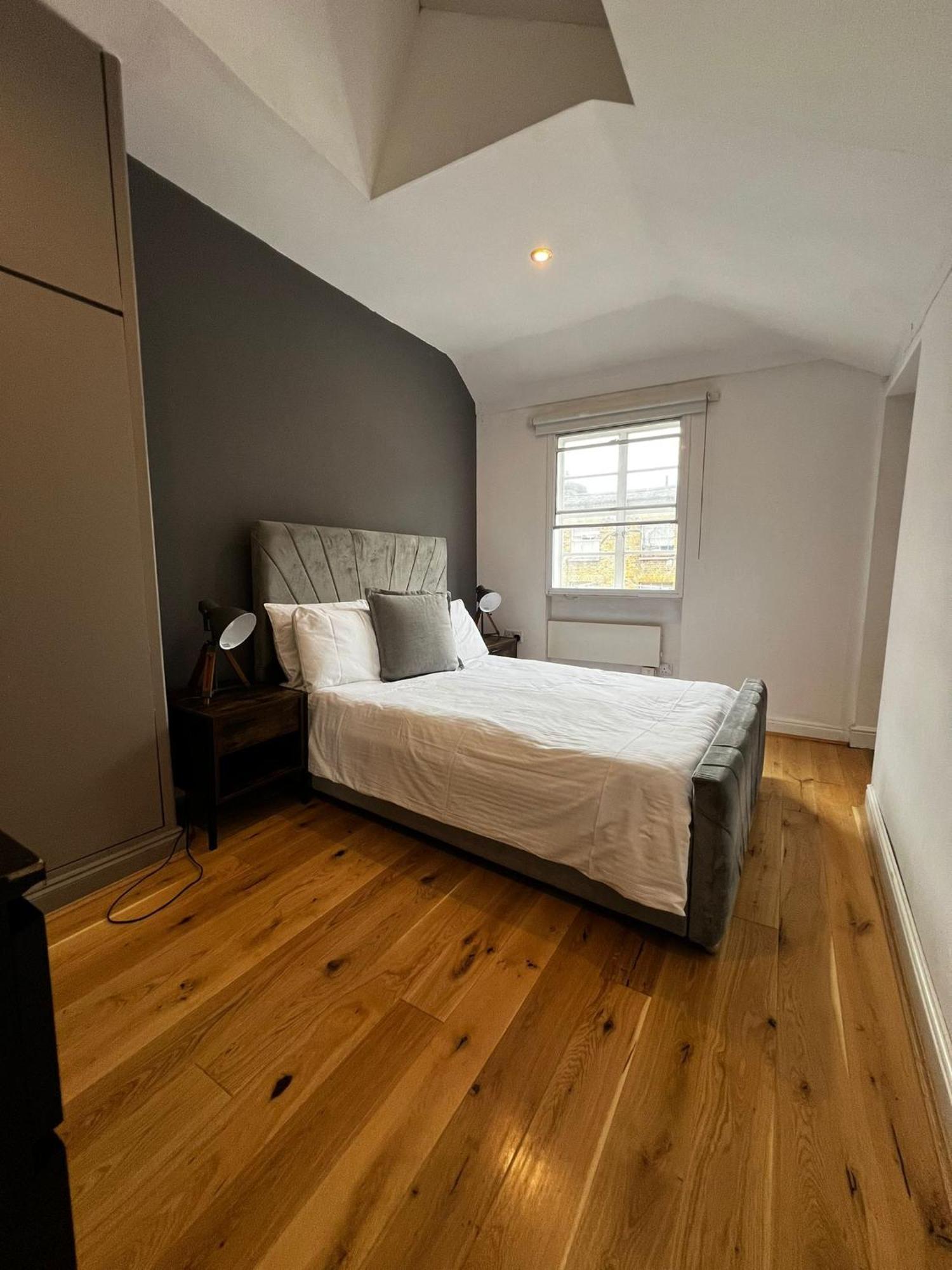 Goodge Street Apartments London Exterior photo