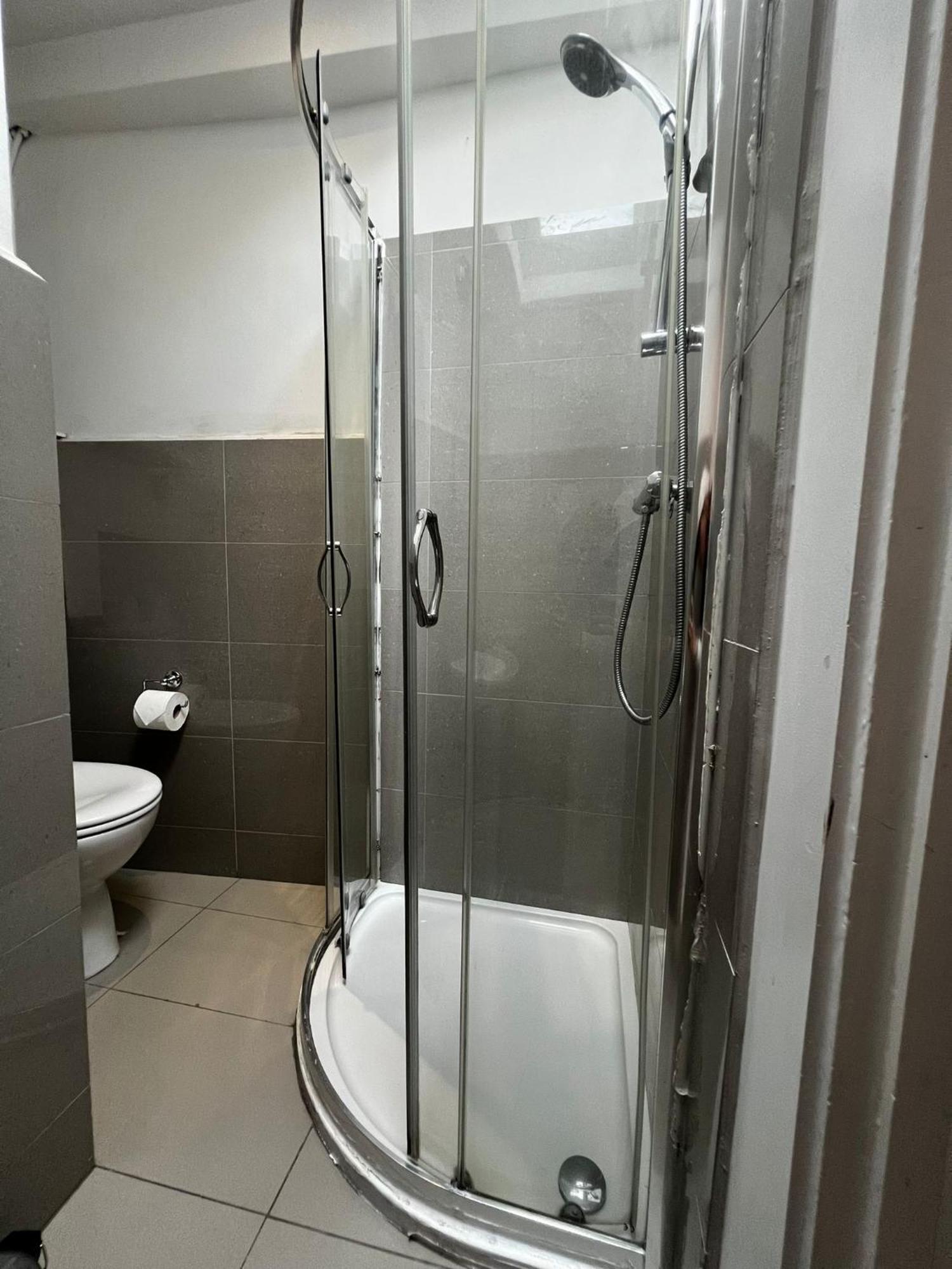 Goodge Street Apartments London Exterior photo